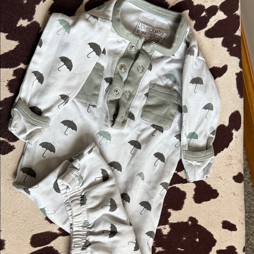 L'ovedbaby Gray and Green Umbrella Pajamas